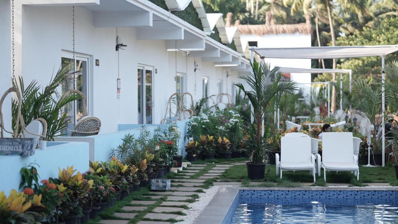 Whiteflower Resort Morjim Exterior foto