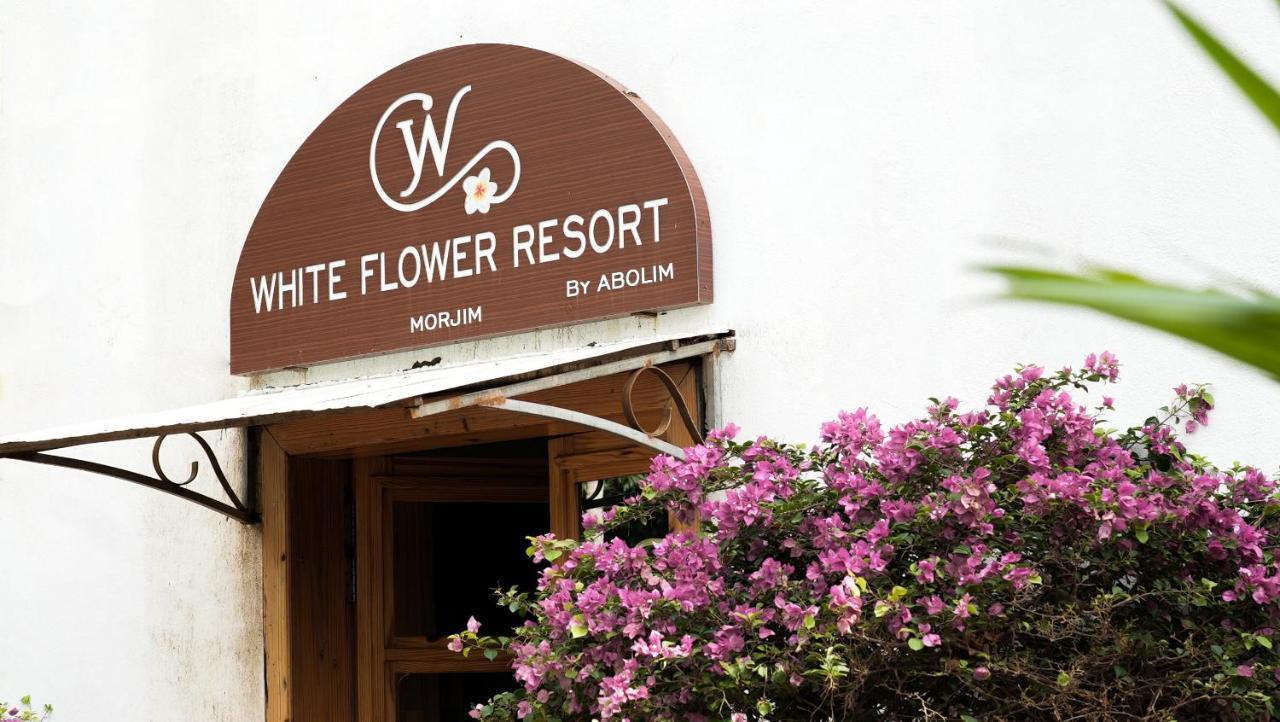 Whiteflower Resort Morjim Exterior foto