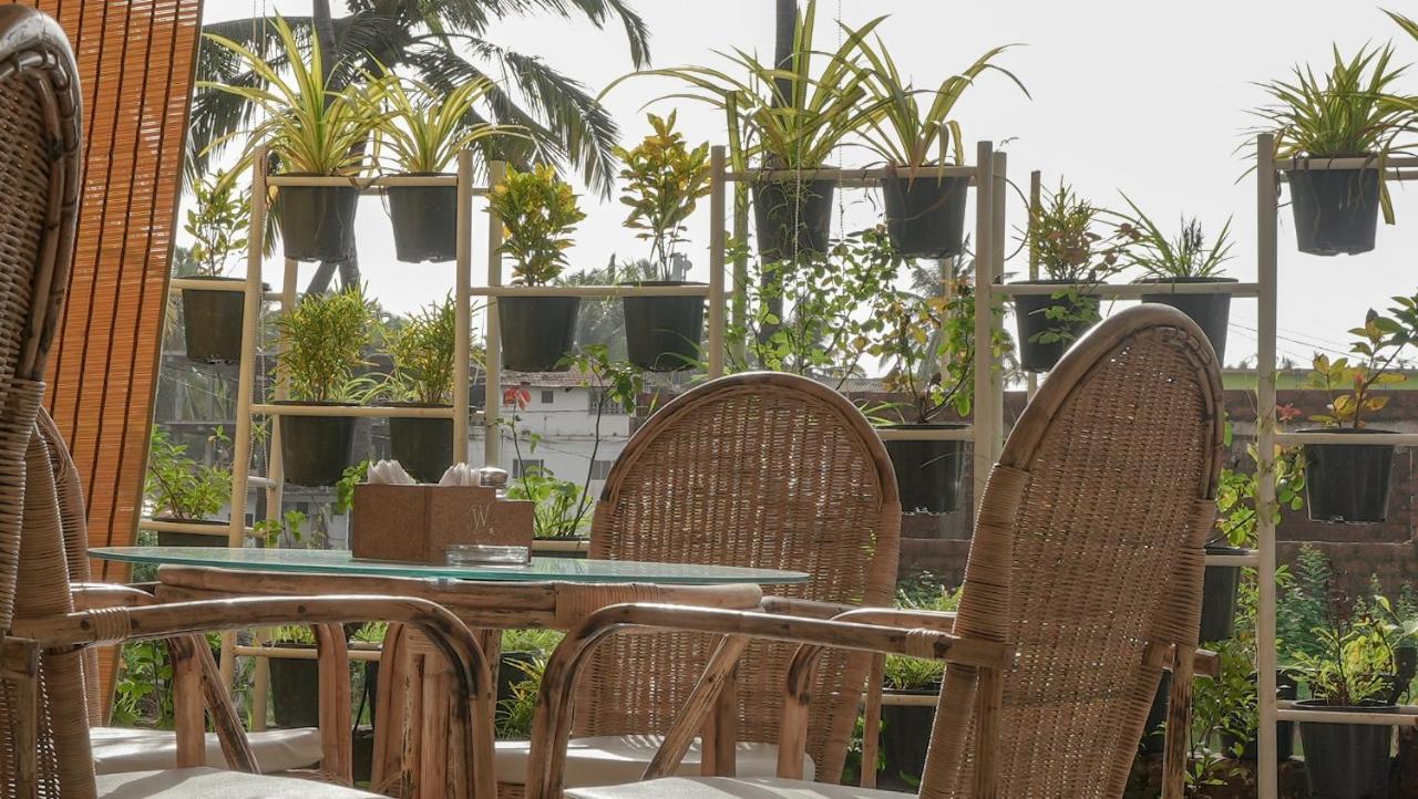 Whiteflower Resort Morjim Exterior foto